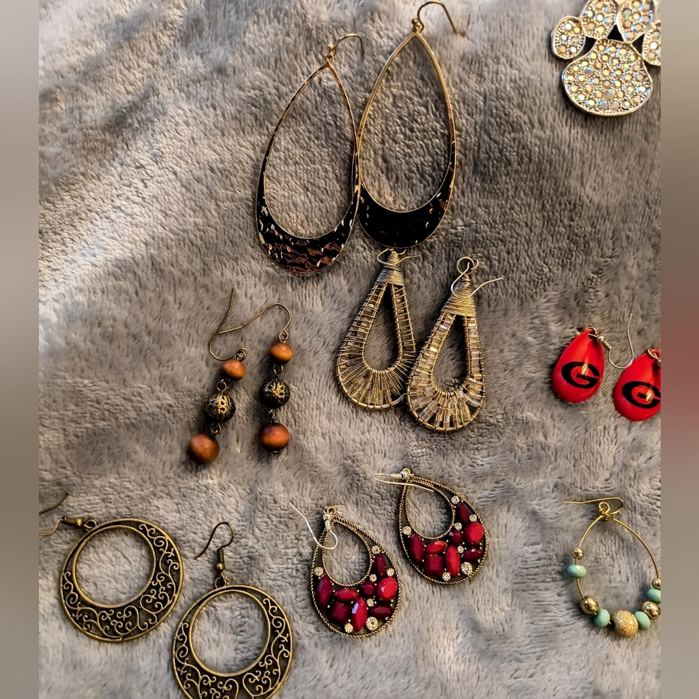 Multiple Earring Set - image 3